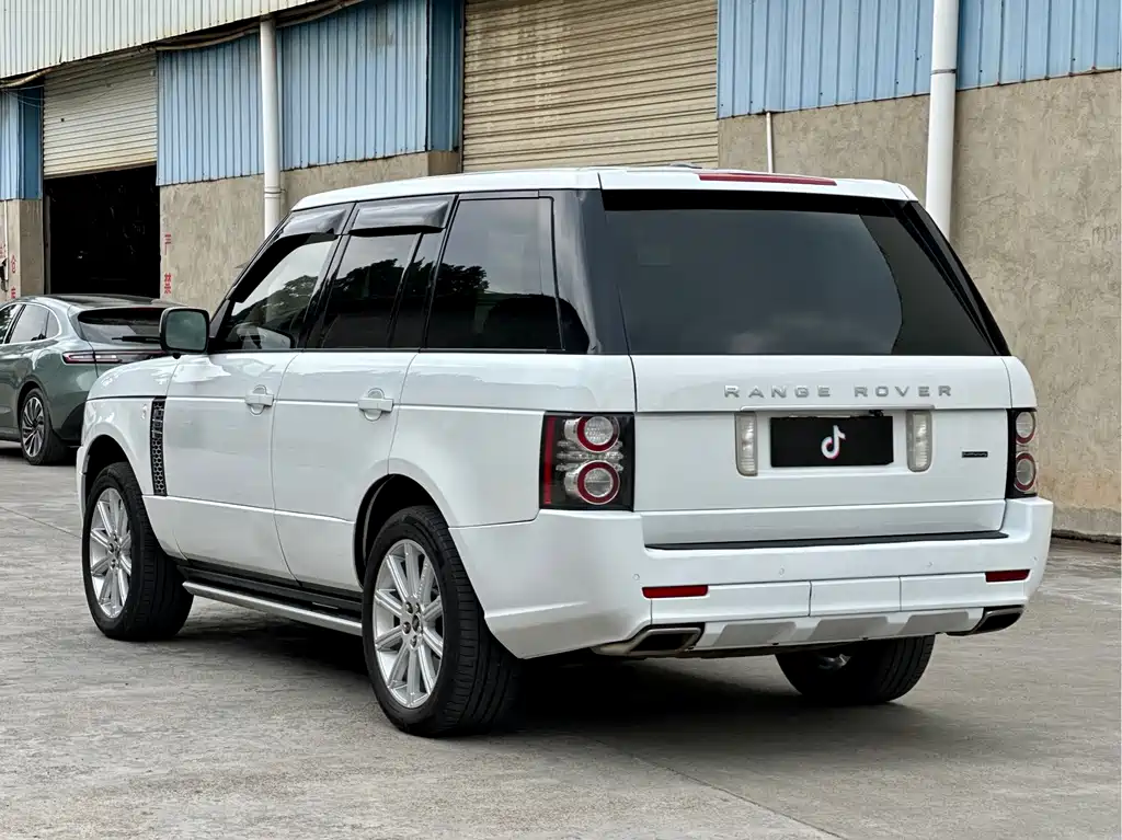 Land Rover Range Rover — миниатюра 6