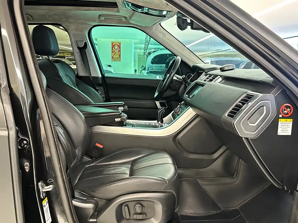 Land Rover Sport — миниатюра 12