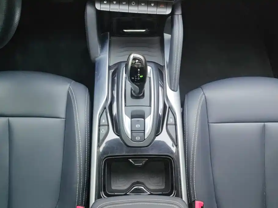 Zhonghua V7 — миниатюра 16