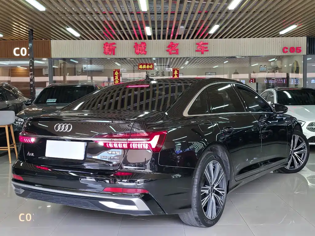 Audi A6L 2023 55 TFSI quattro Premium