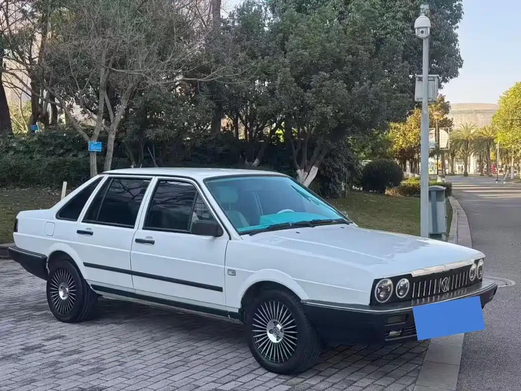 Volkswagen Santana 08 1.8 MT