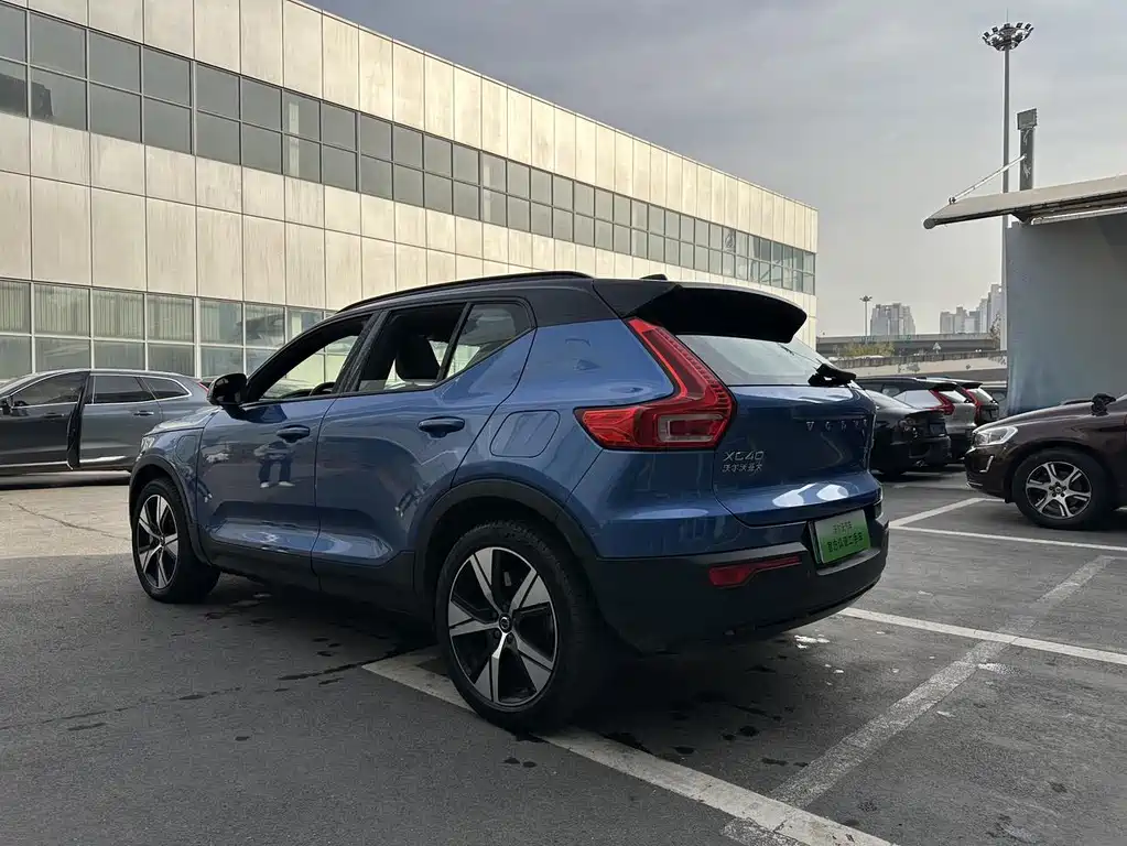 VOLVO XC40 NEW ENERGY