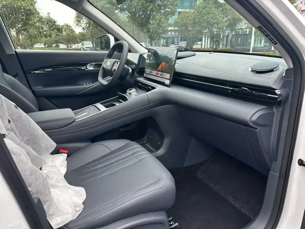 GEELY GALAXY GALAXY E5