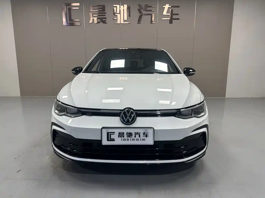 Volkswagen Golf — миниатюра 2