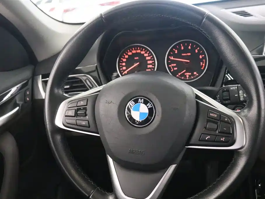 BMW X1 2018 sDrive18Li Premium