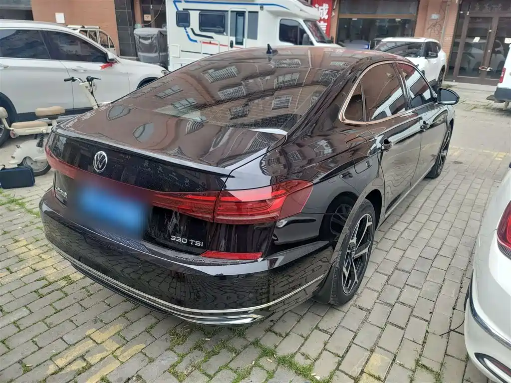 Volkswagen Passat 2024 330TSI Elite