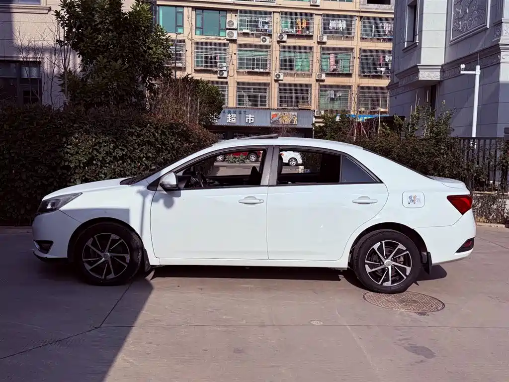 ZOTYE Z360