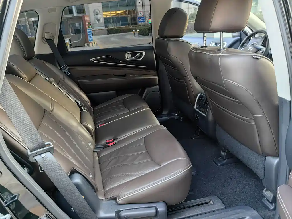 INFINITI QX60