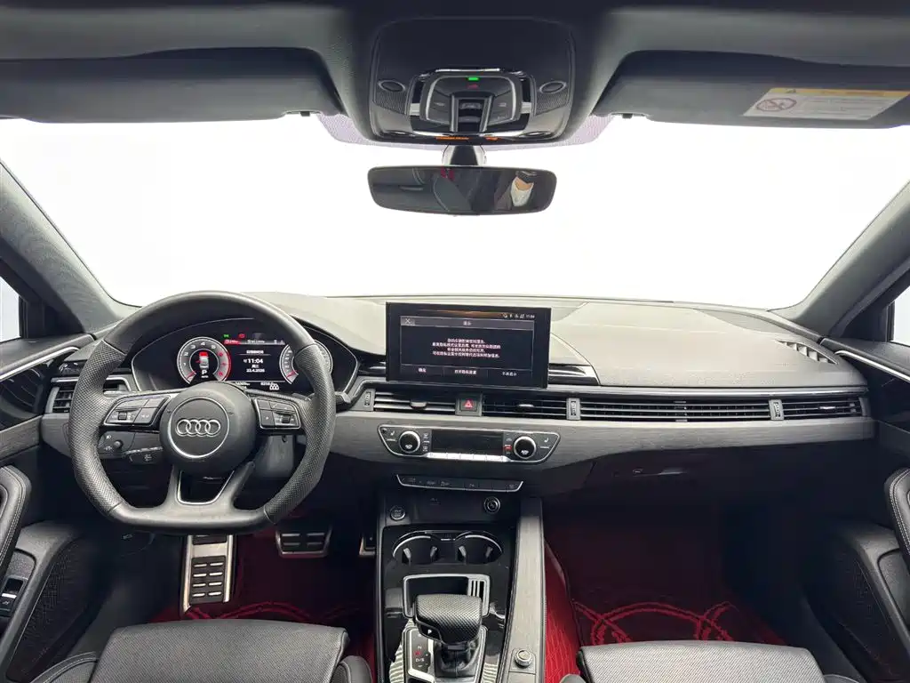 Audi A4L 2024 40 TFSI Luxury