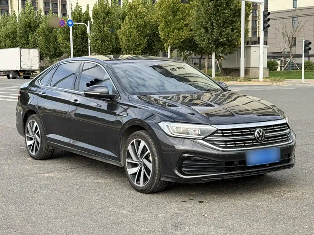 Volkswagen Sagitar — миниатюра 24