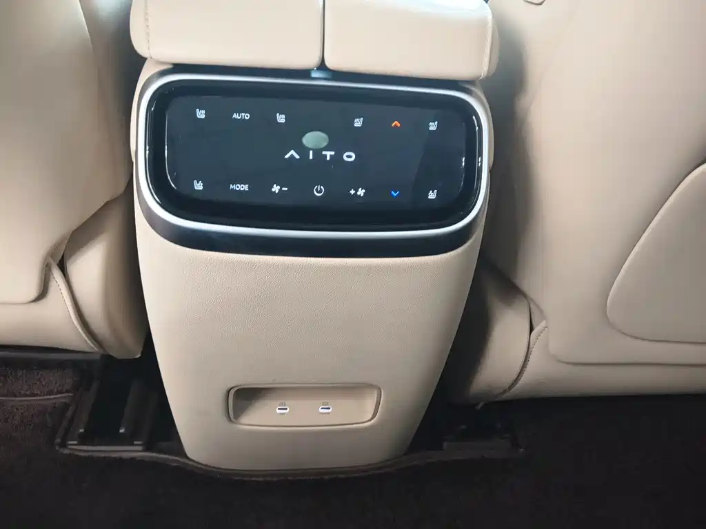 AITO AITO M7 — миниатюра 12