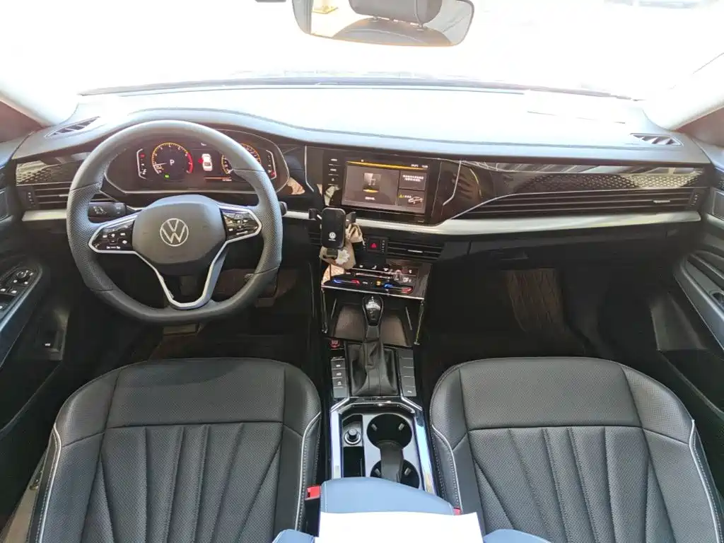 Volkswagen Passat — миниатюра 10