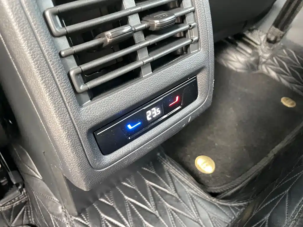 Volkswagen Golf — миниатюра 11