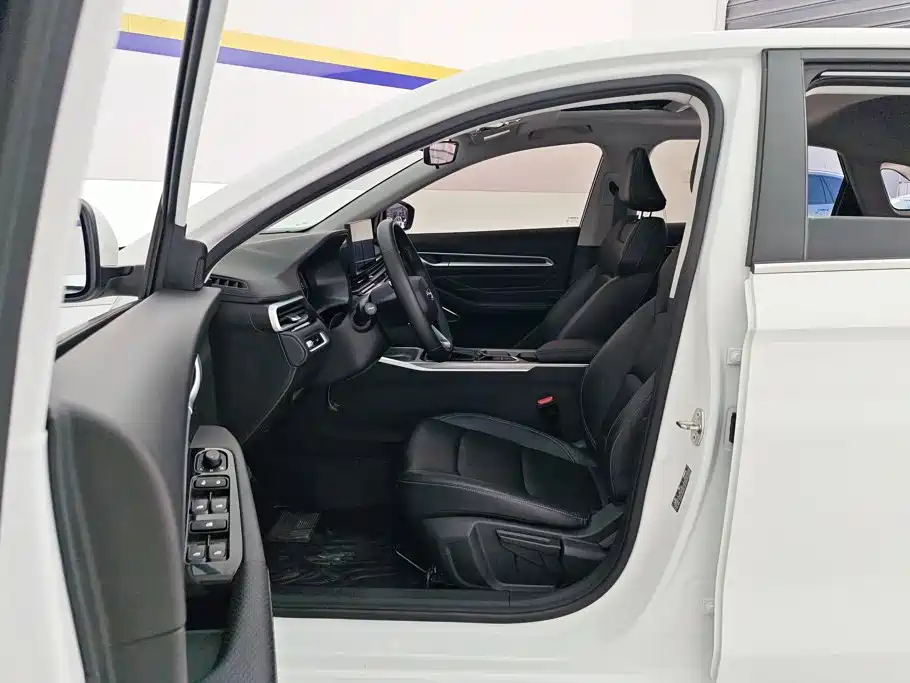Geely Emgrand — миниатюра 9