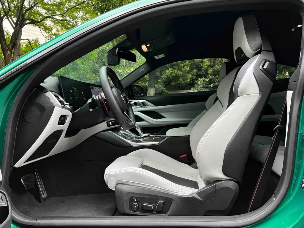 BMW M4 — миниатюра 8