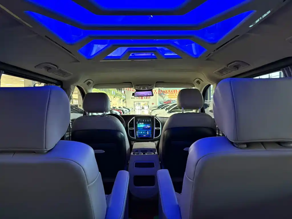 Mercedes-Benz Vito — миниатюра 15