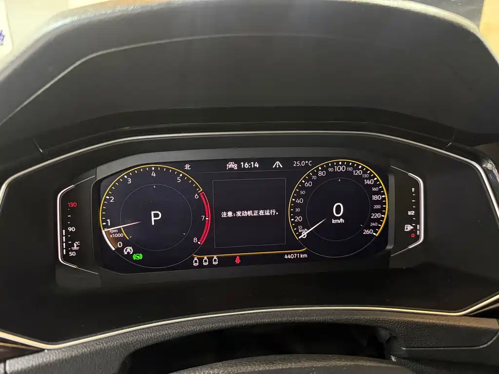 Volkswagen T-Roc — миниатюра 11
