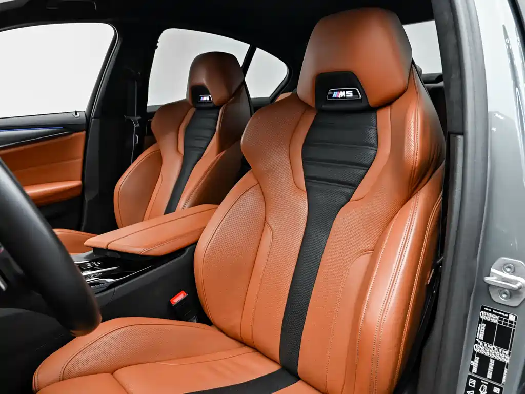 BMW M5 — миниатюра 11