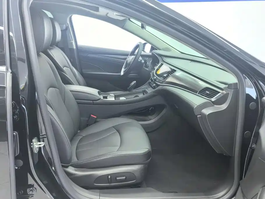 Buick LaCrosse — миниатюра 8