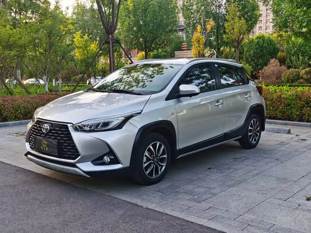 Toyota Yaris L 2022