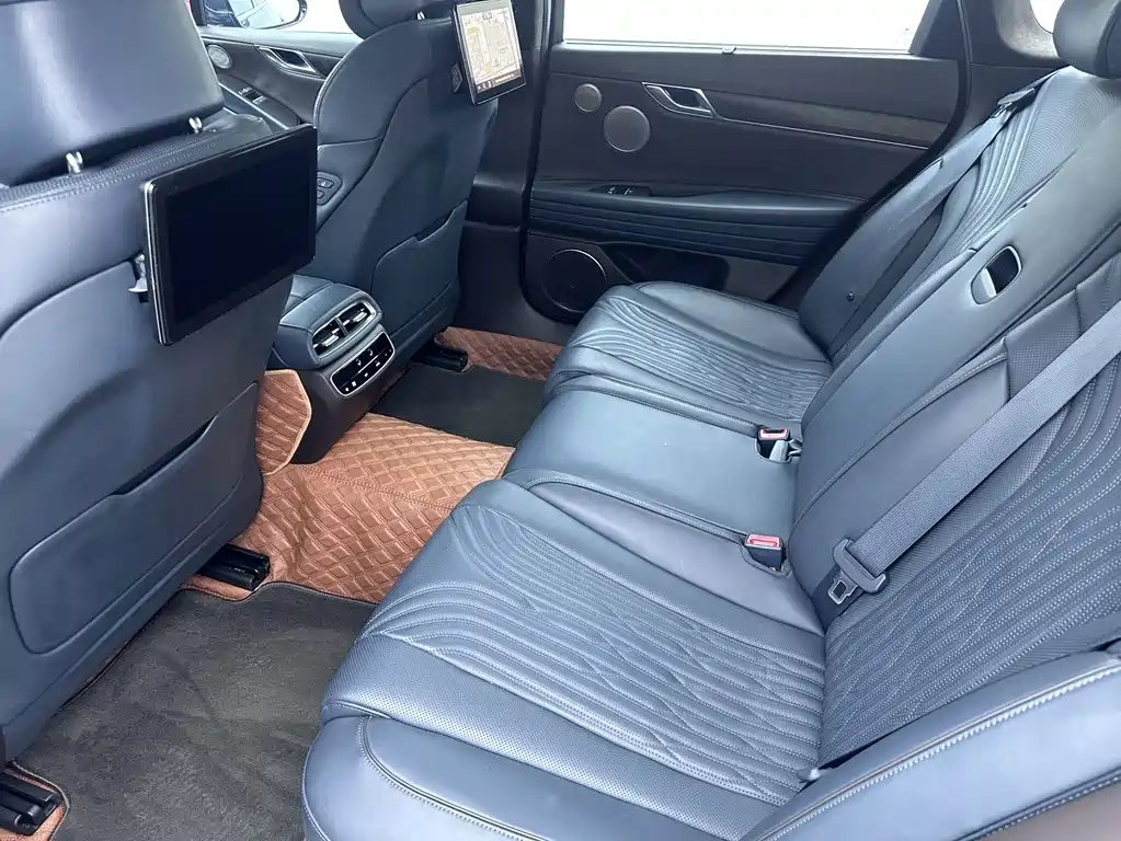 Genesis G80 — миниатюра 13