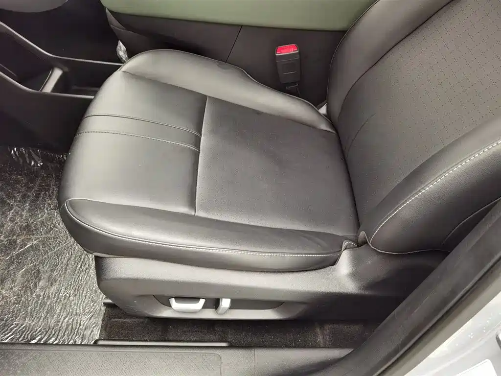 BAOJUN YUE ALSO PLUS