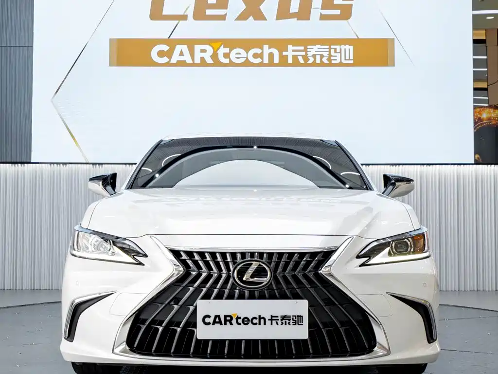 Lexus ES — миниатюра 2