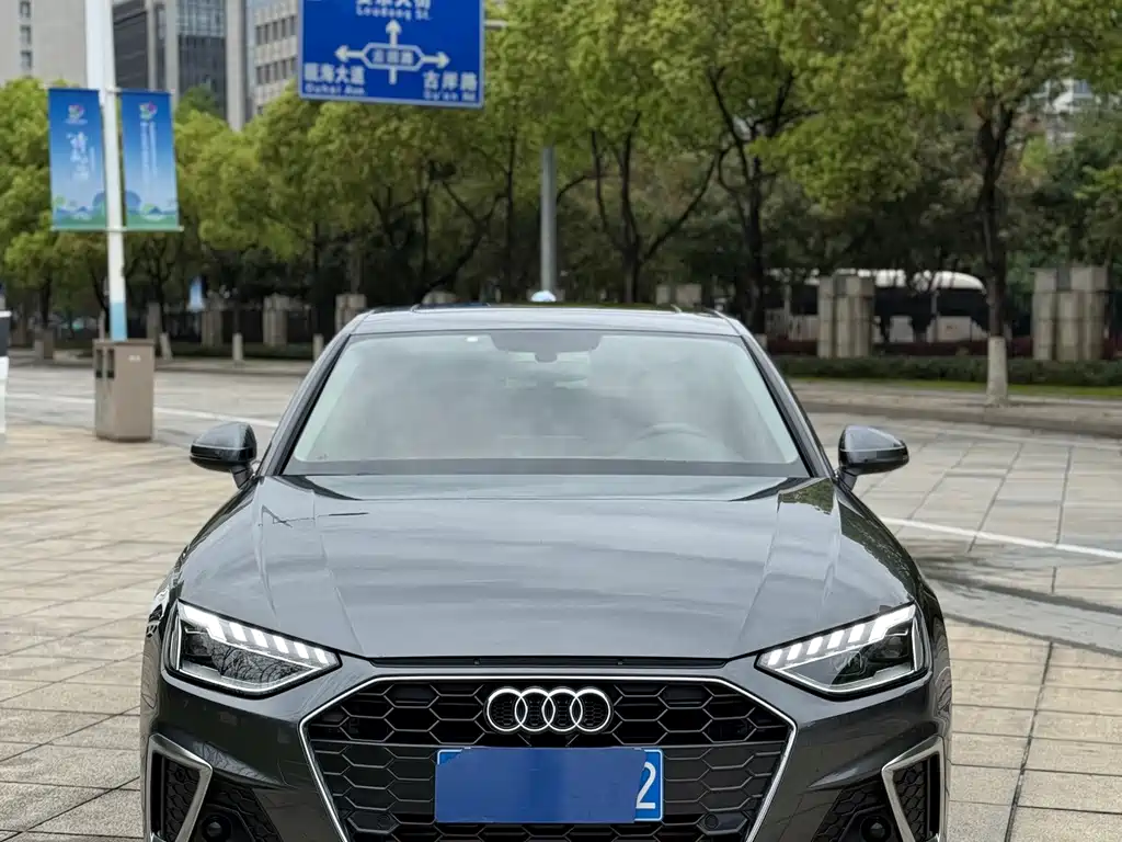 Audi A4L — миниатюра 2