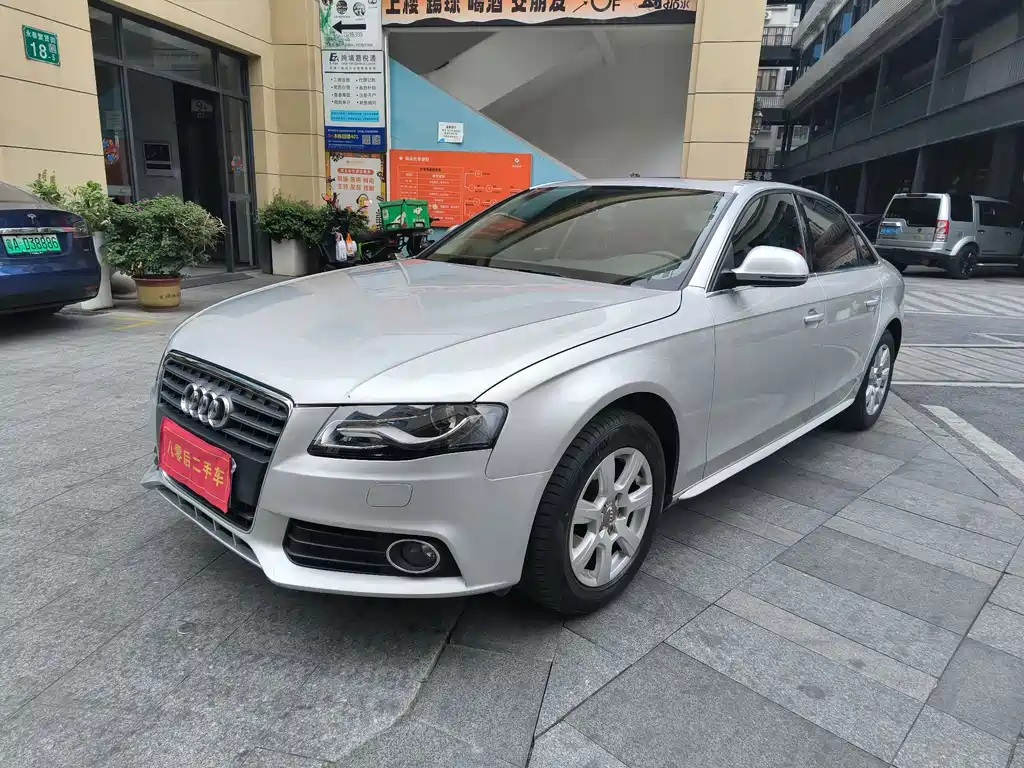 Audi A4L 2010