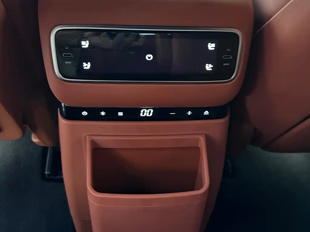 Li Auto Li L9 — миниатюра 7