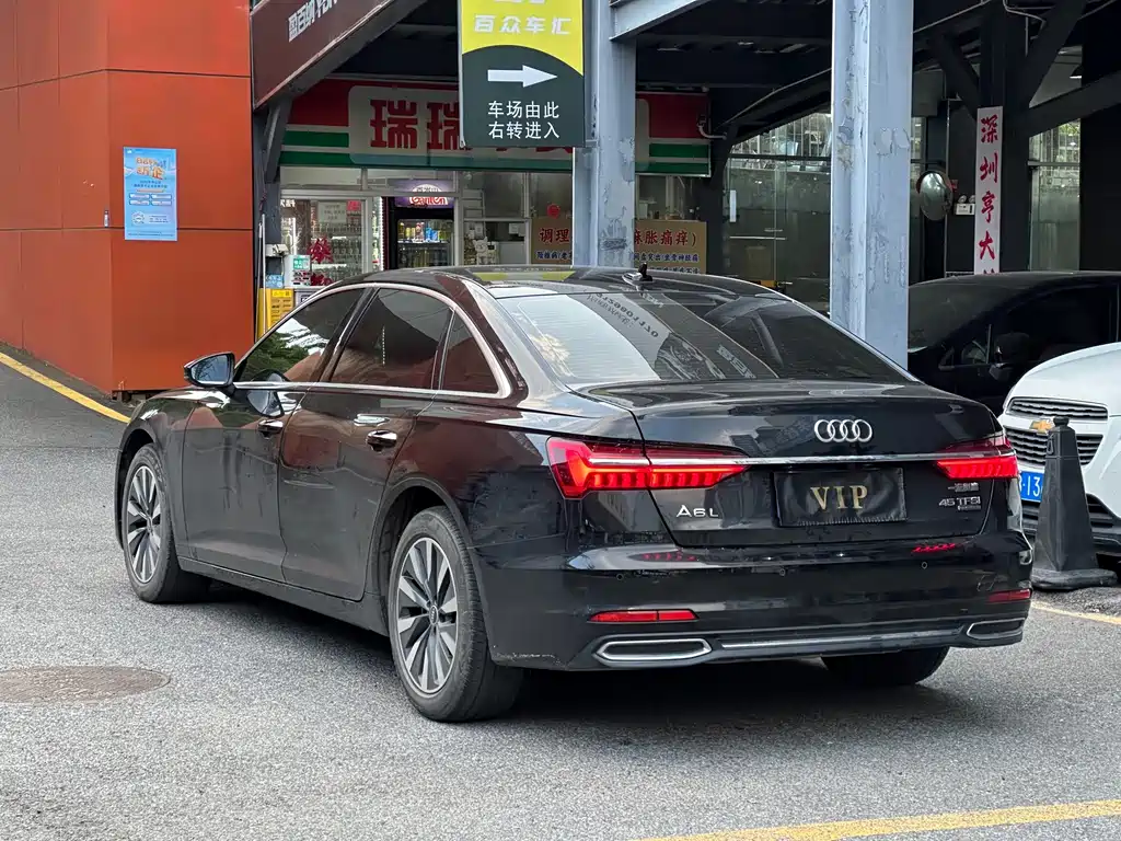 Audi A6L — миниатюра 10