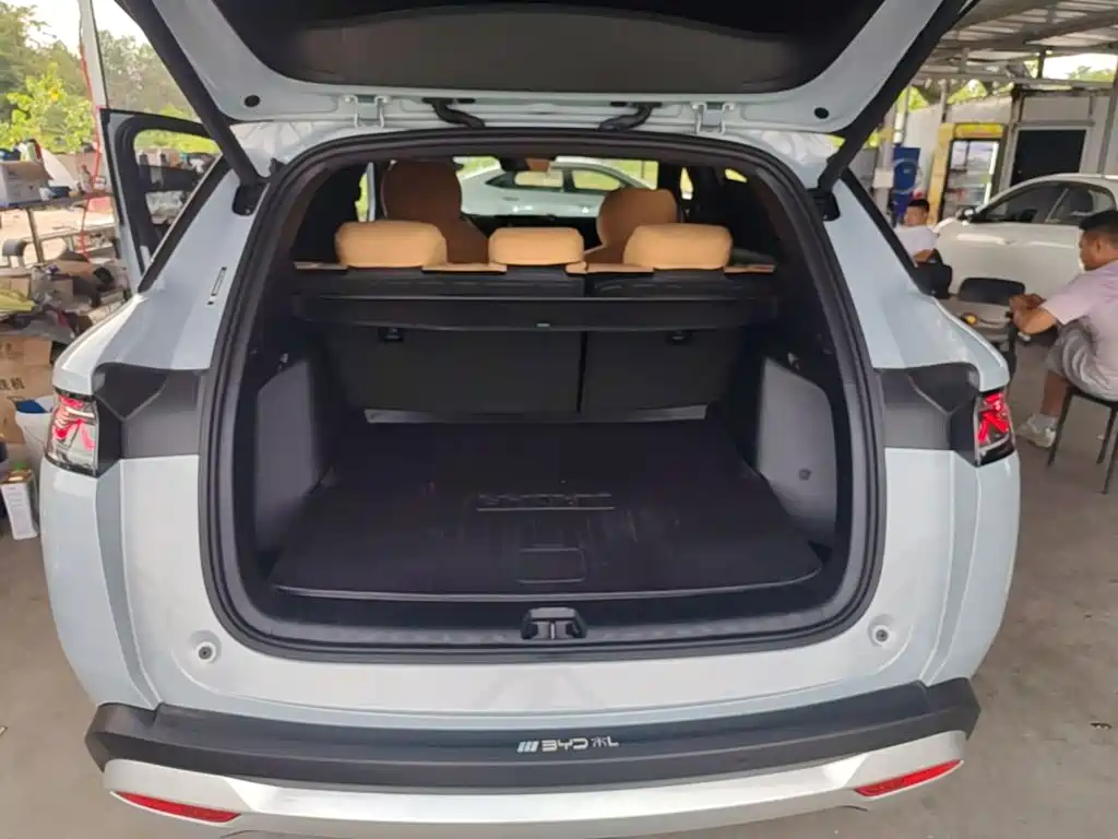 BYD L DM-i — миниатюра 19