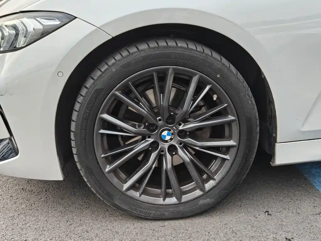BMW 3 Series — миниатюра 5