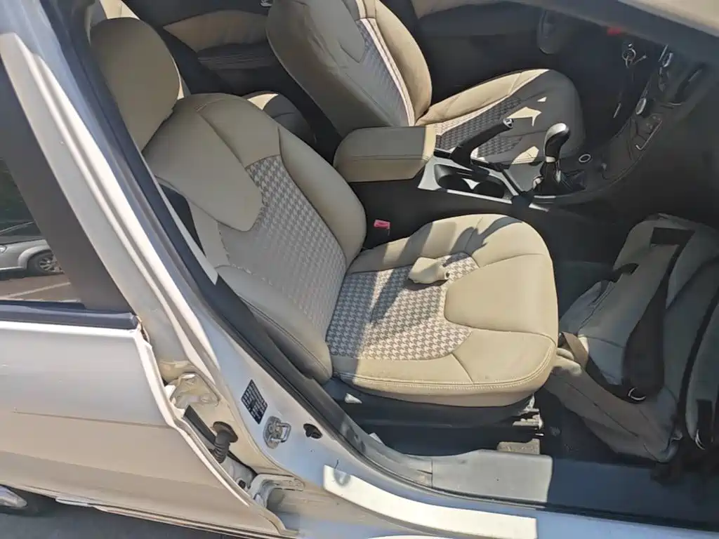 GAC Motor Trumpchi GA3S — миниатюра 25