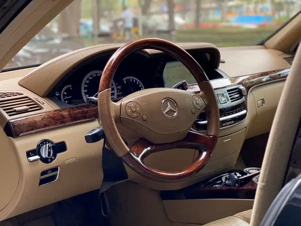 Mercedes-Benz S-Class — миниатюра 10