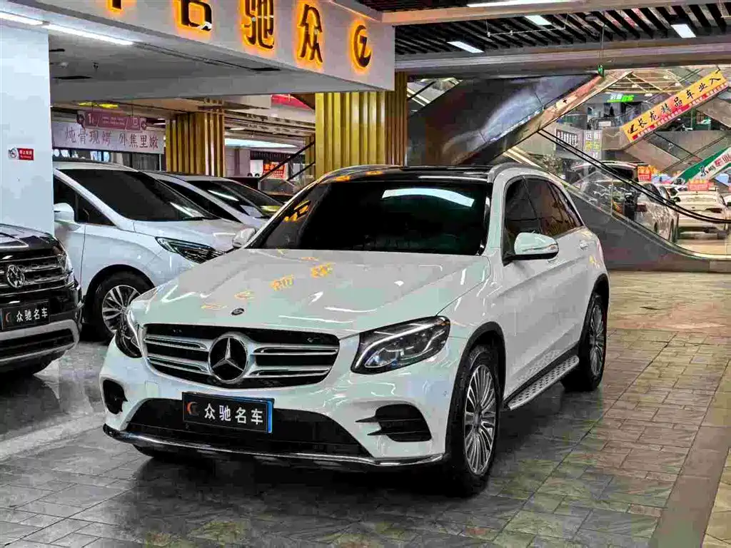 MERCEDES-BENZ GLC
