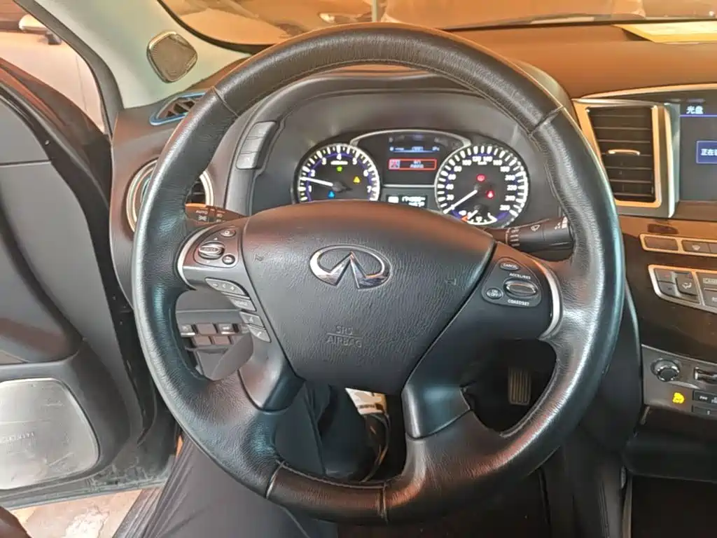 Infiniti QX60 (Import) — миниатюра 11