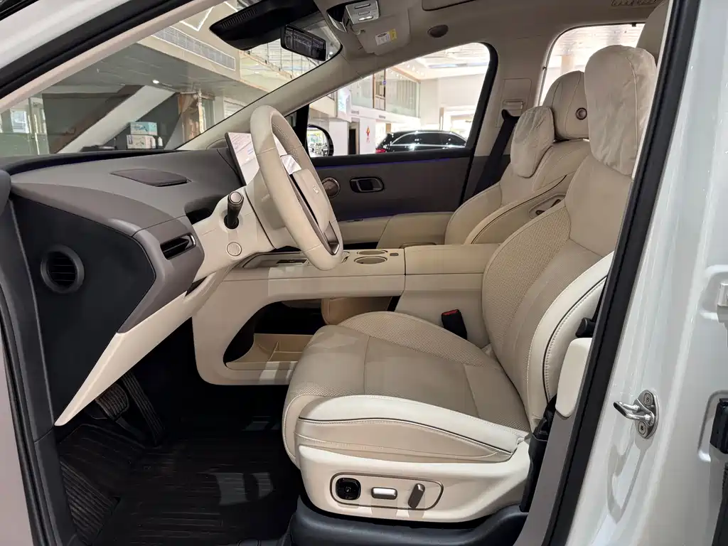 Li Auto Li i8 — миниатюра 4