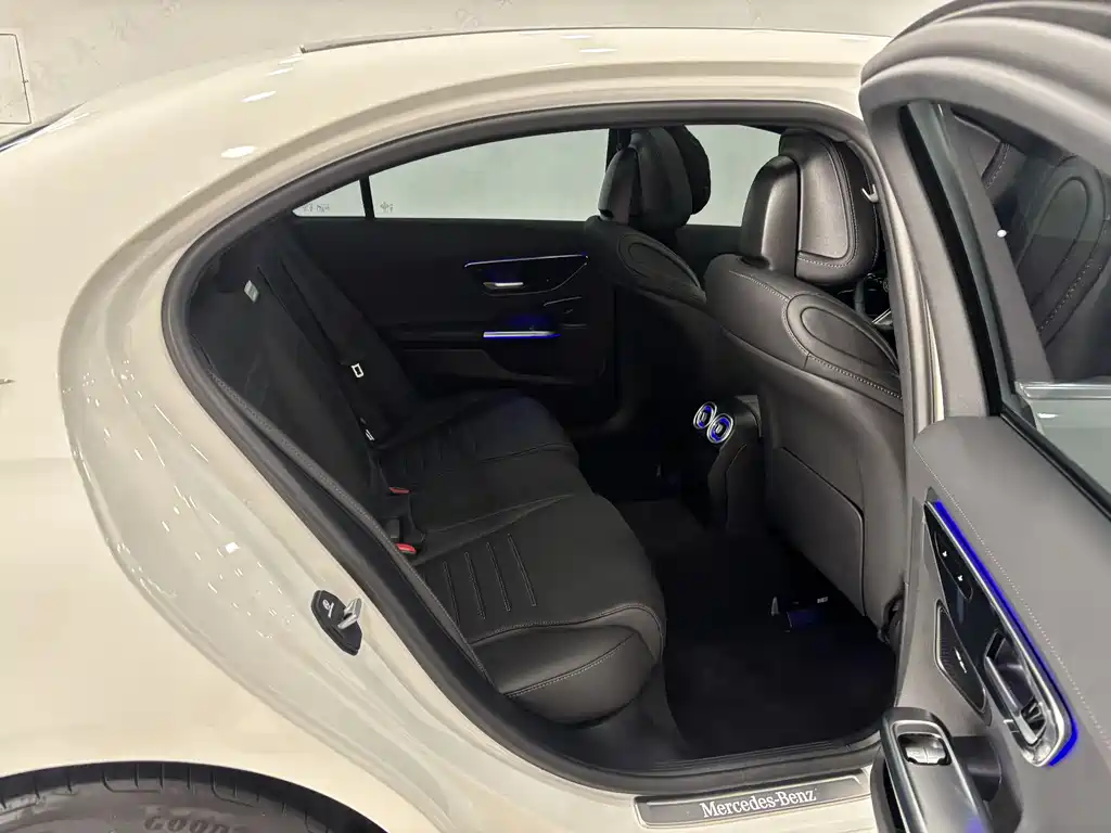 Mercedes-Benz C-Class New Energy C 350 eL, фото 26