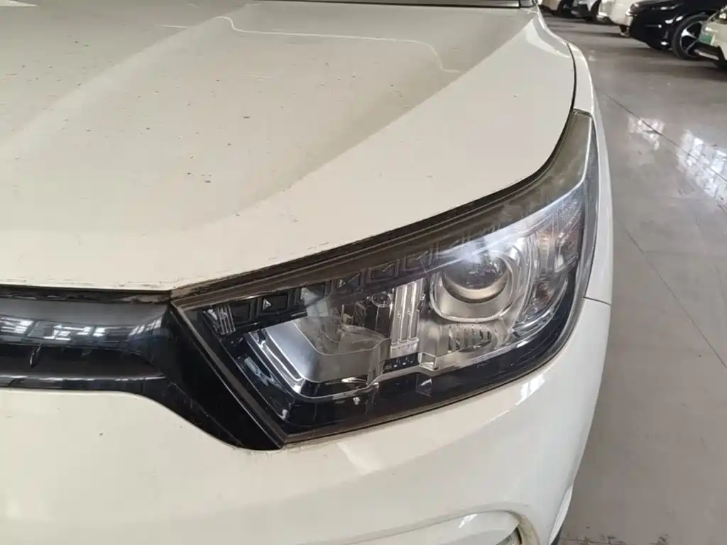 SsangYong Тивьера. — миниатюра 24