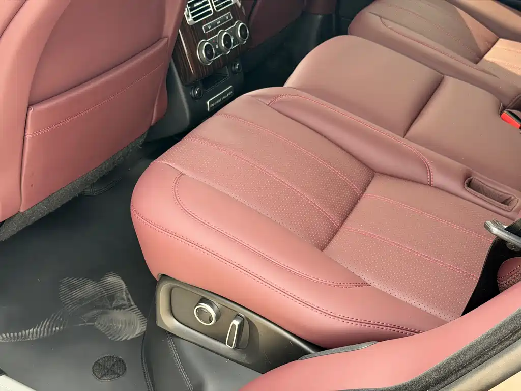 Land Rover Range Rover — миниатюра 14