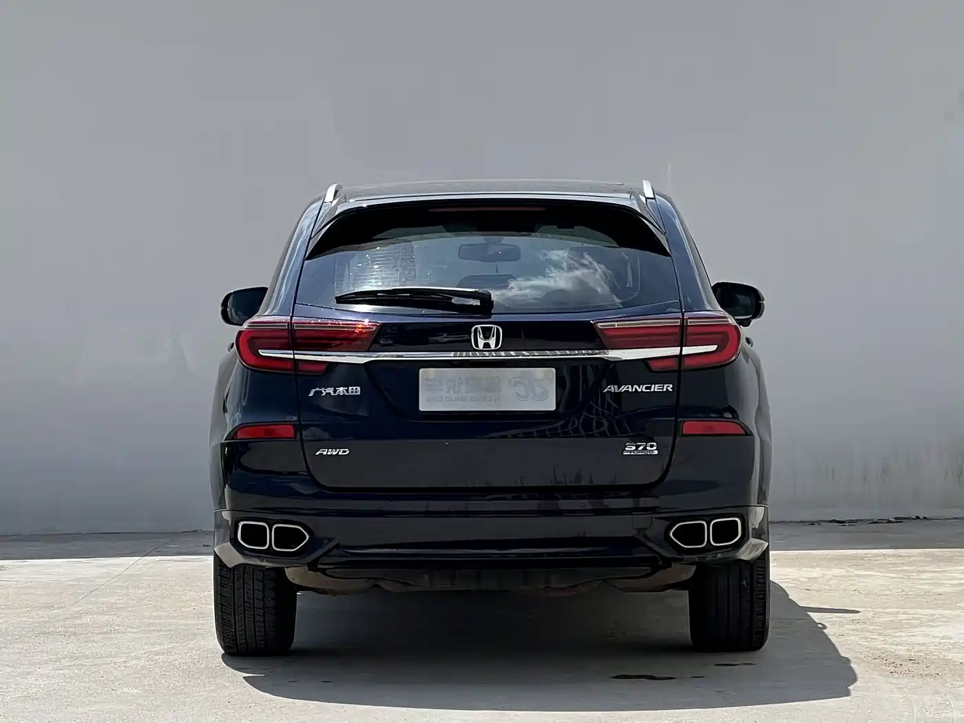 Honda Crown Road 2023 Черный из Китая