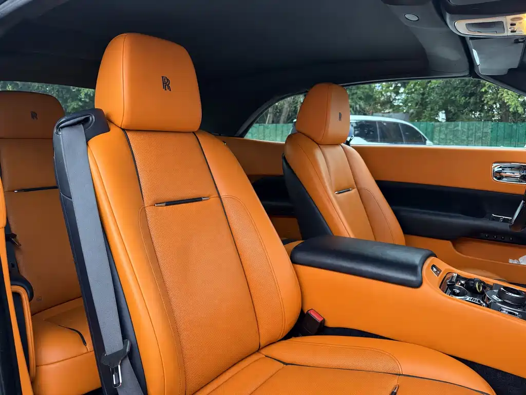 Rolls-Royce Dawn — миниатюра 38