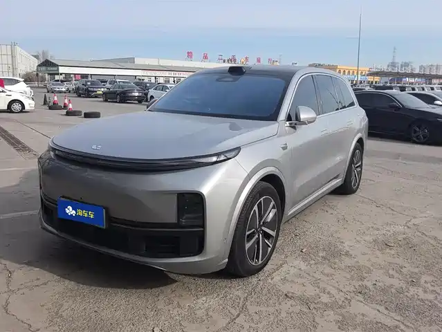 Li Auto IDEAL L8 2024