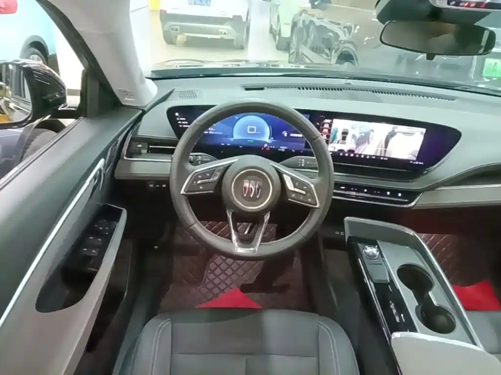Buick E5 — миниатюра 11