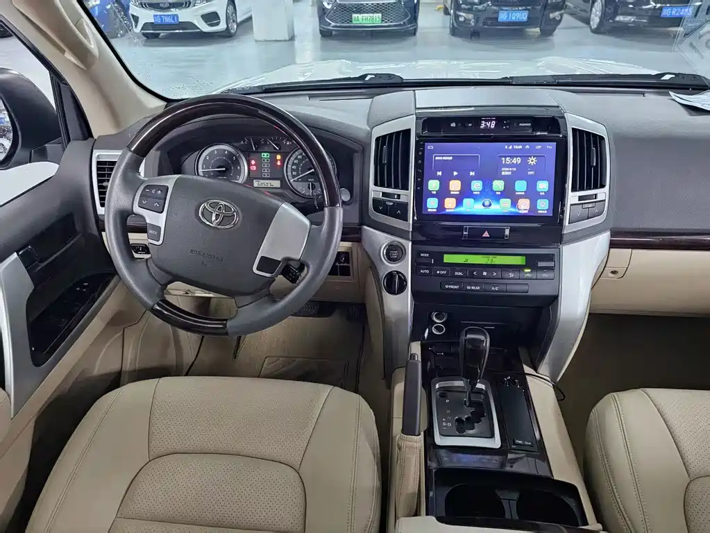 Toyota Land Cruiser — миниатюра 16