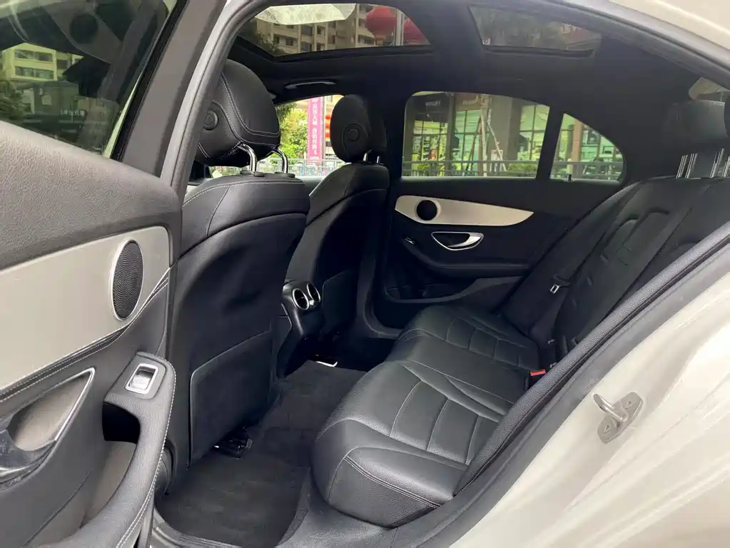 MERCEDES-BENZ C CLASS