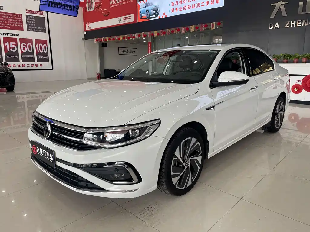Volkswagen Bora 2023