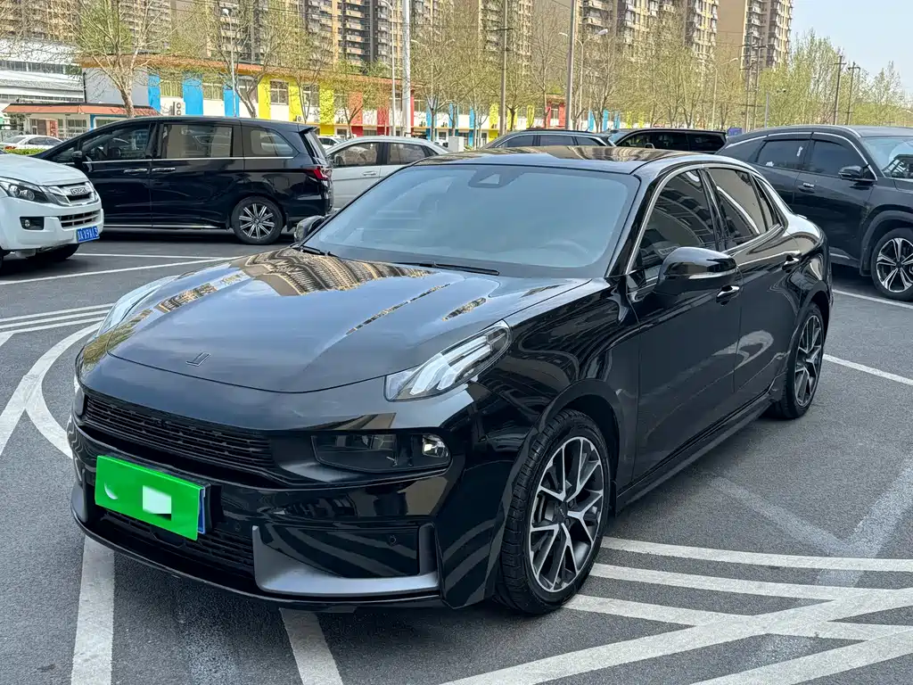 Lynk & Co 03 2021