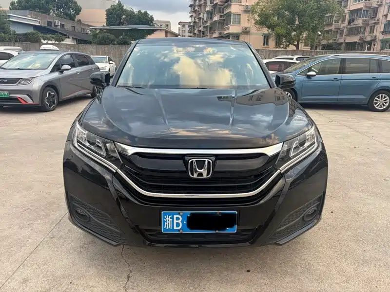 Honda UR-V — миниатюра 2